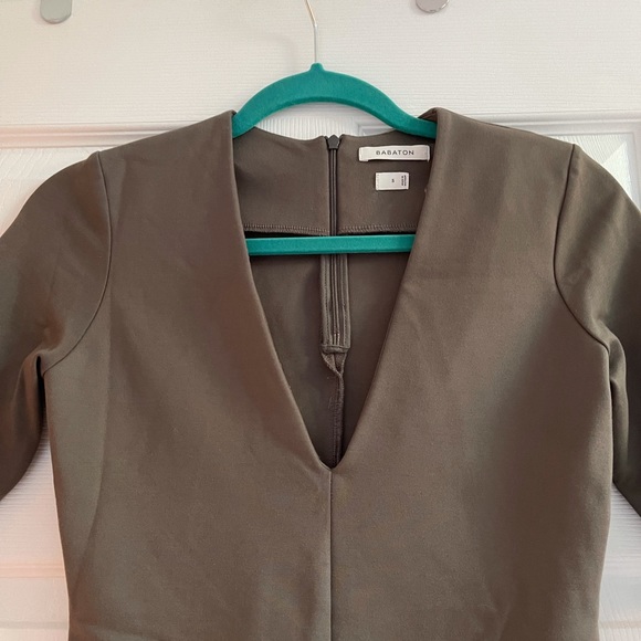 Aritzia Babaton Franz bodysuit in Kohl size Small! - Picture 2 of 8